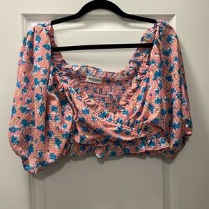 Vestique size medium crop top, never worn